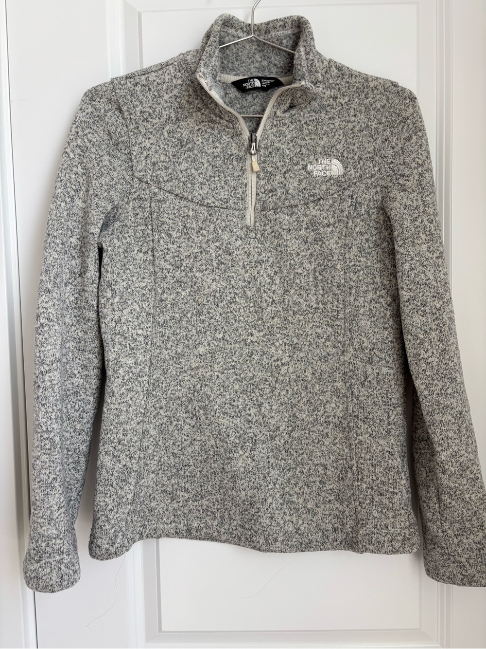The North Face Women's Heather Gray Quarter-Zip Pullover